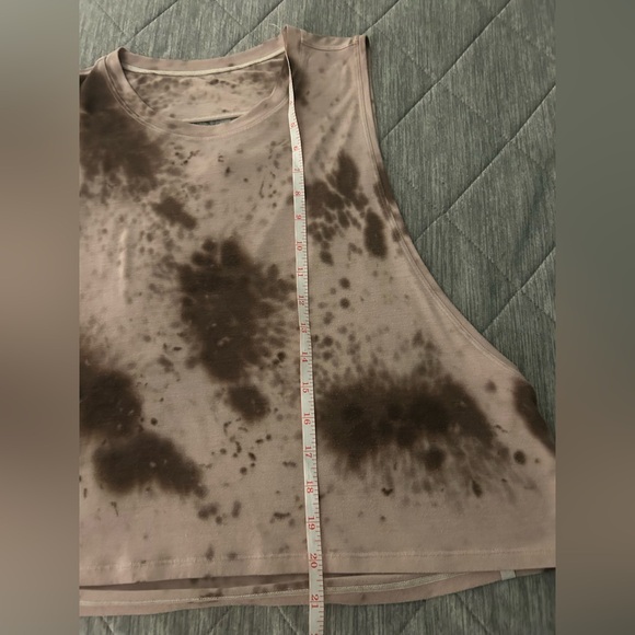 lululemon athletica Marbled Cut-Out Tank Top - Picture 8 of 10